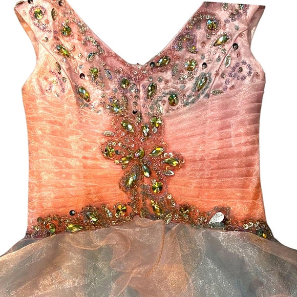 MacDuggal Princess Prom Dress Pink/Purple/Blue Organza Tiers V-neck Jeweled Sz 2 - Picture 3 of 12